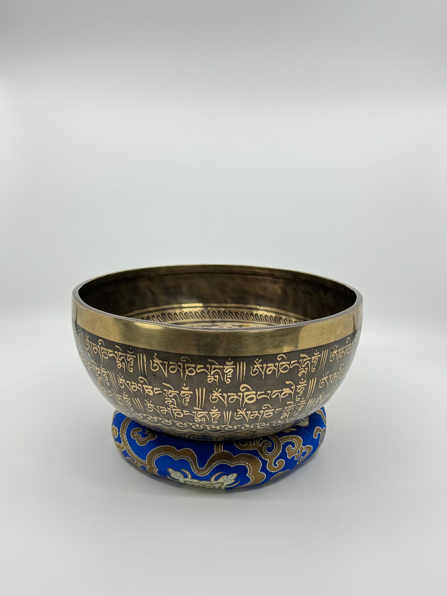 9.4 inch Handcrafted Tibetian Bow - 021
