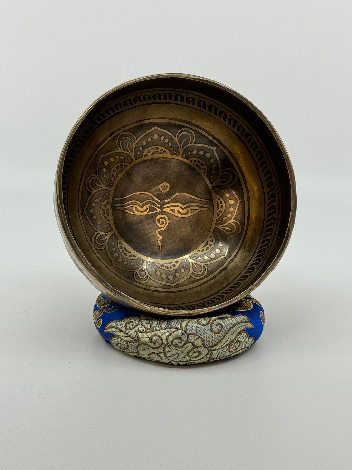 5.5 inch Handcrafted Tibetian Bow - 048