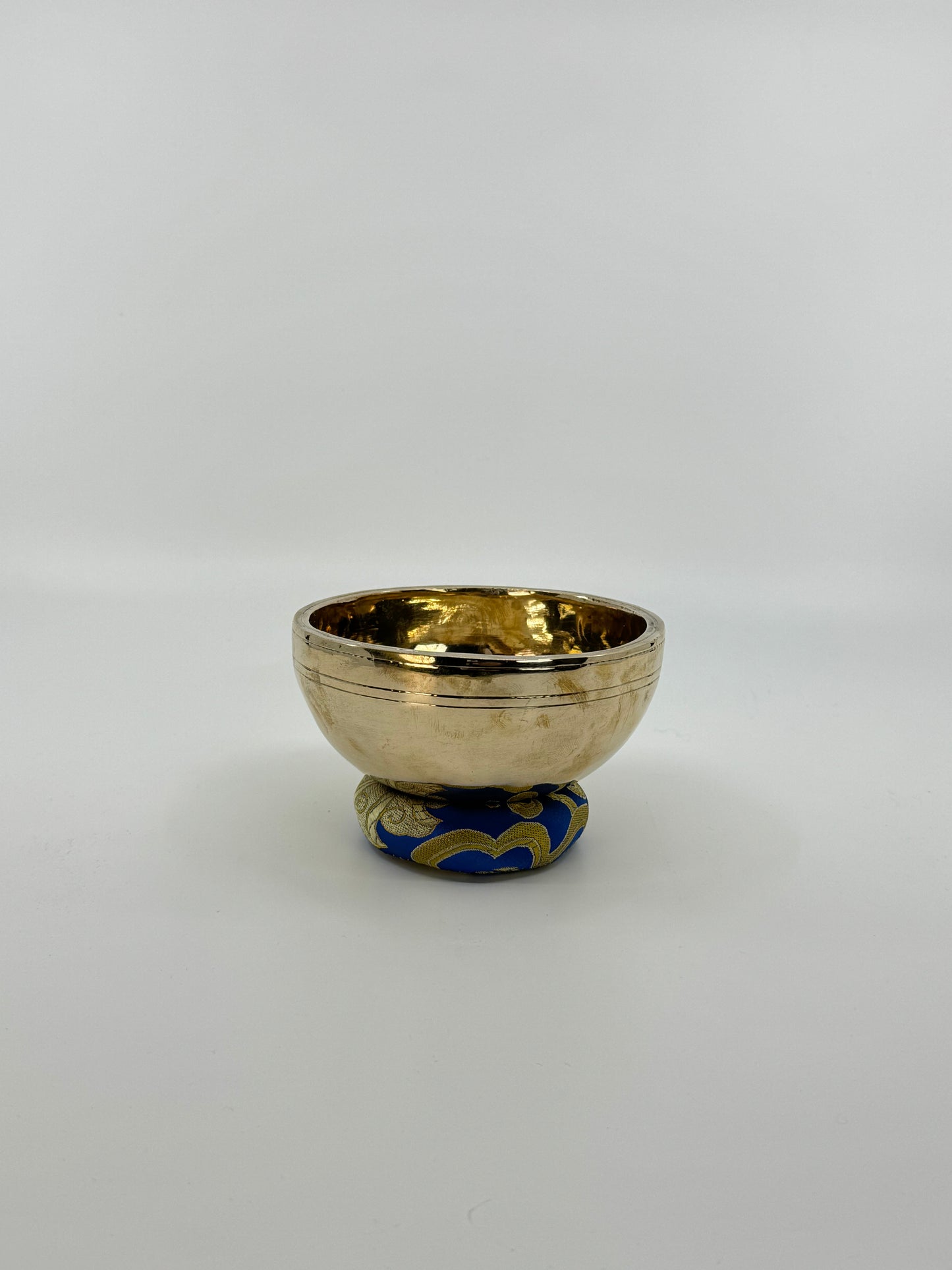 4.7 inch Handcrafted Tibetian Bow - 061