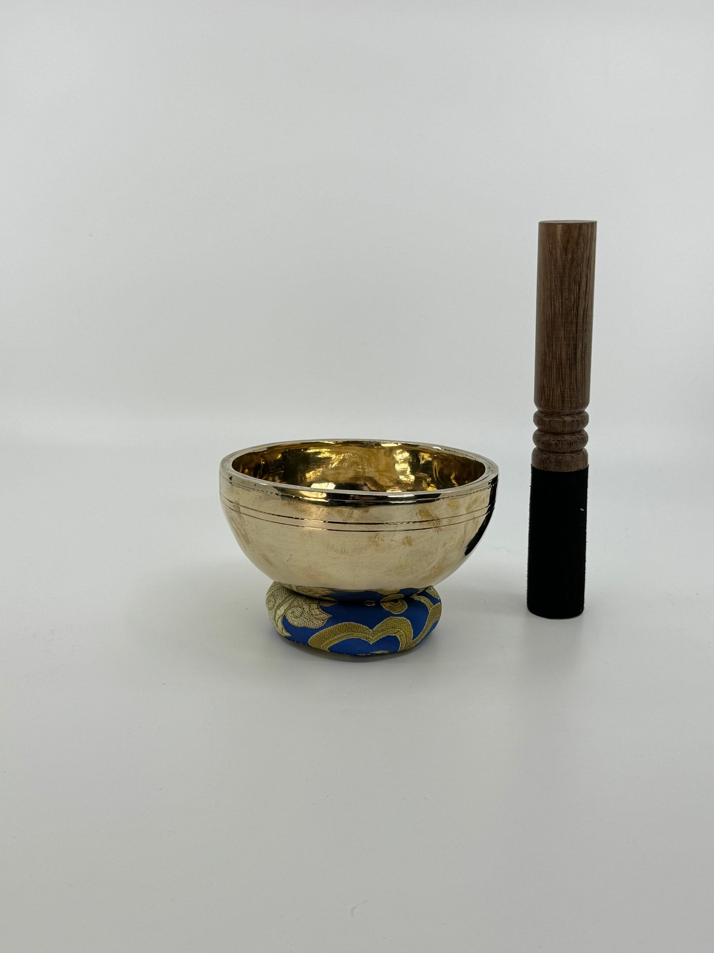 4.7 inch Handcrafted Tibetian Bow - 061