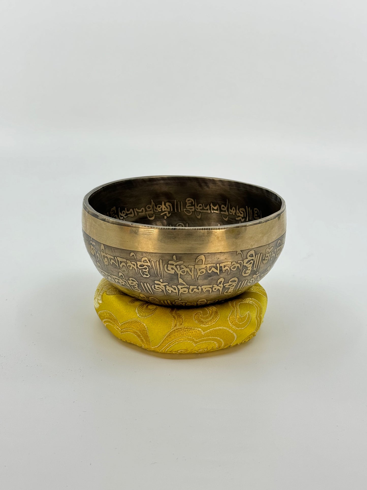 4.3 inch Handcrafted Tibetian Bow - 099