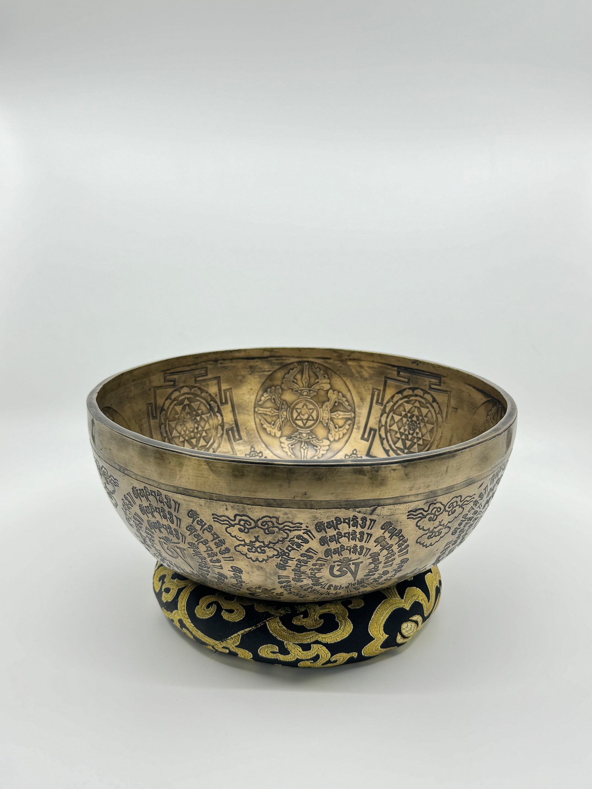 10 inch Handcrafted Tibetian Bow - 022