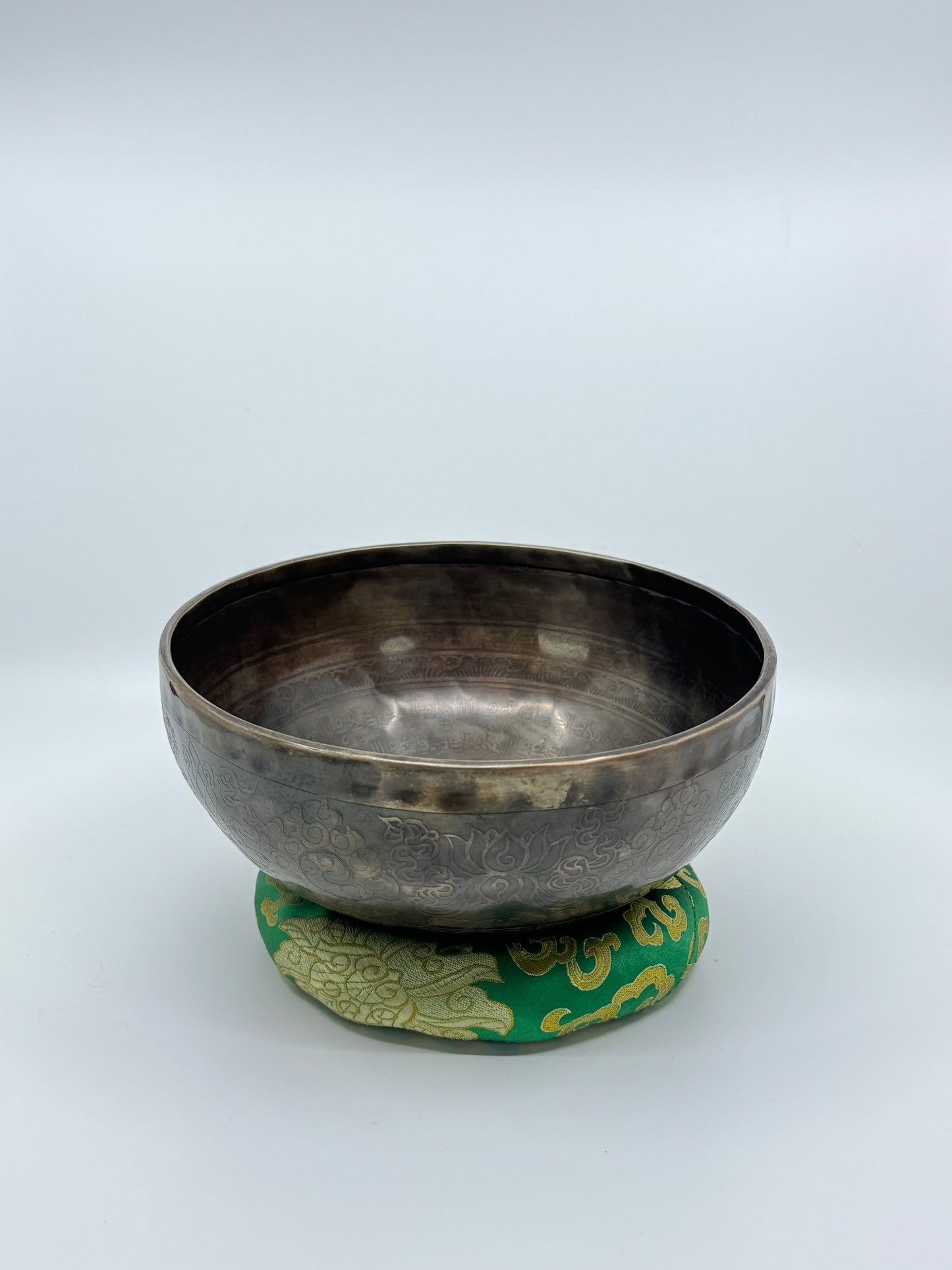 9 inch Handcrafted Tibetian Bow - 041