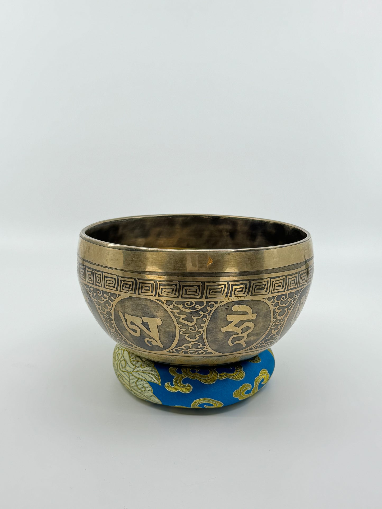 6.3 inch Handcrafted Tibetian Bow - 051