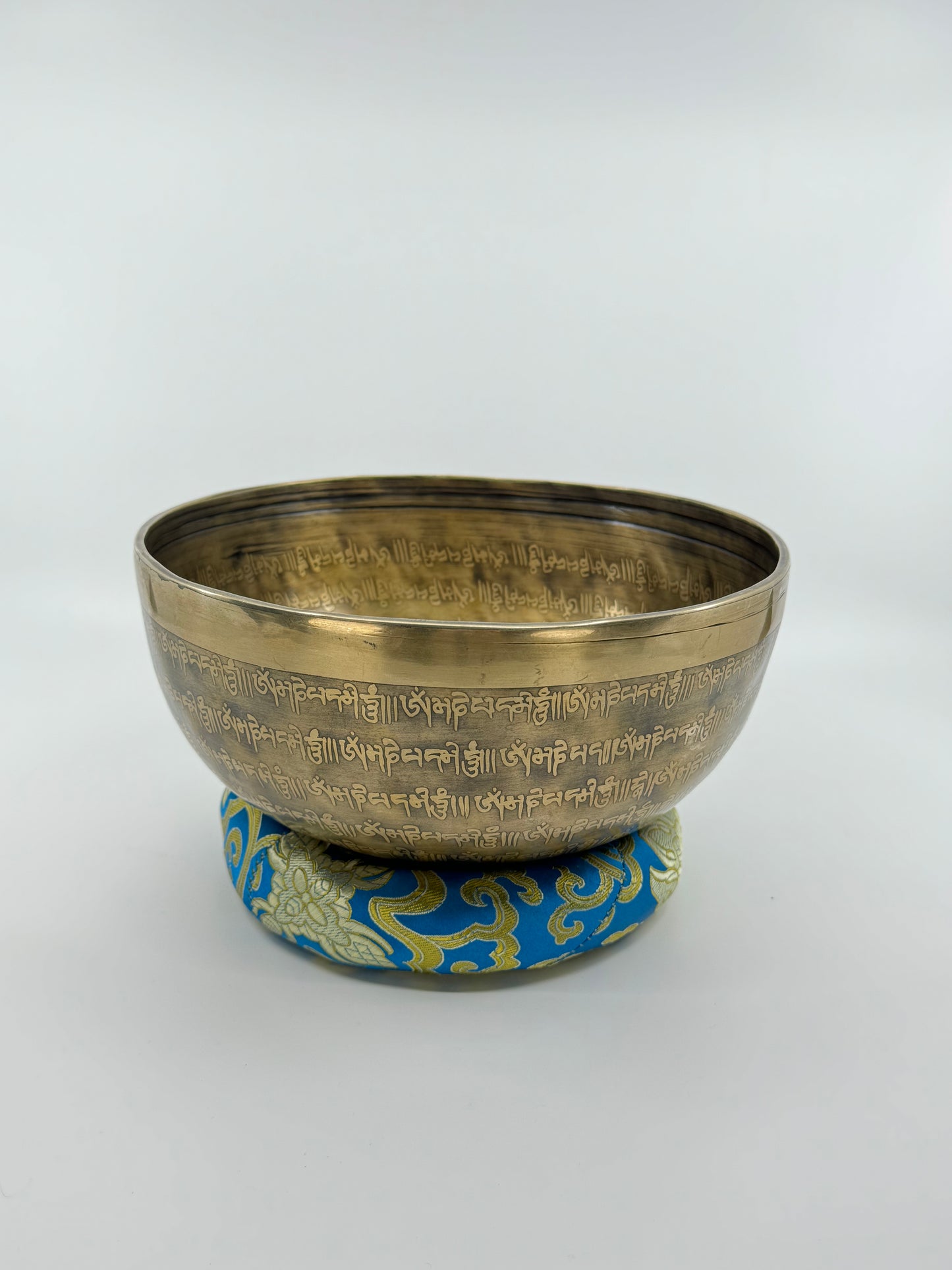 9 inch Handcrafted Tibetian Bow - 057